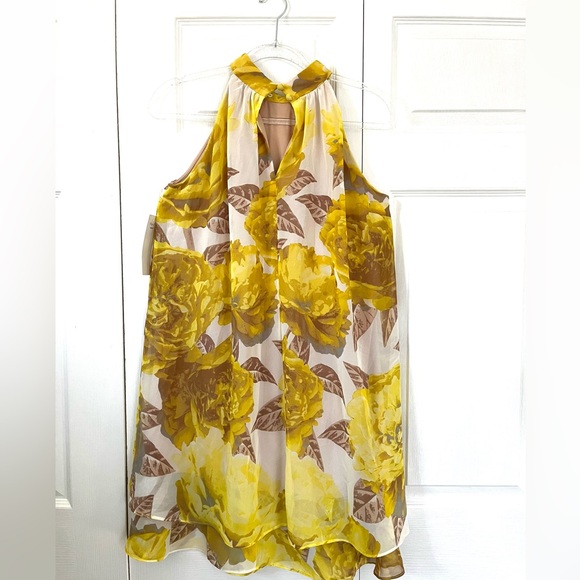 Eliza J Halter Mini Floral Dress sz 4 - Picture 7 of 11